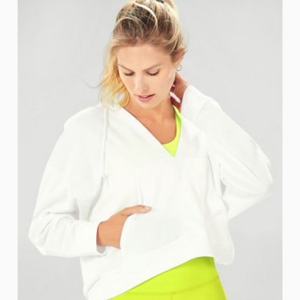 Fabletics Roseanne White Pullover Cropped Hoodie